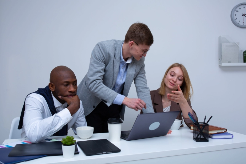 How a Digital Marketing Course Adds Value to Your Career 3 digital market min 800x533 1